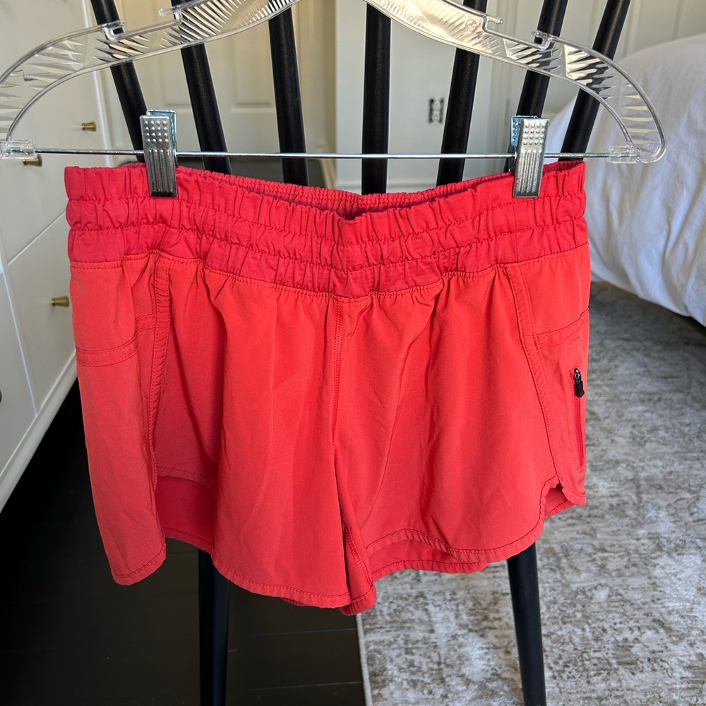 Lululemon Run Times shorts low-rise sz 6